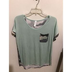 Honey‎ Me Mint Green And Camo Shirt Size M